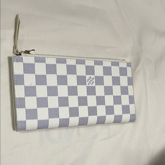 White and Blue Checkered Wallet/Clutch - Picture 1 of 8